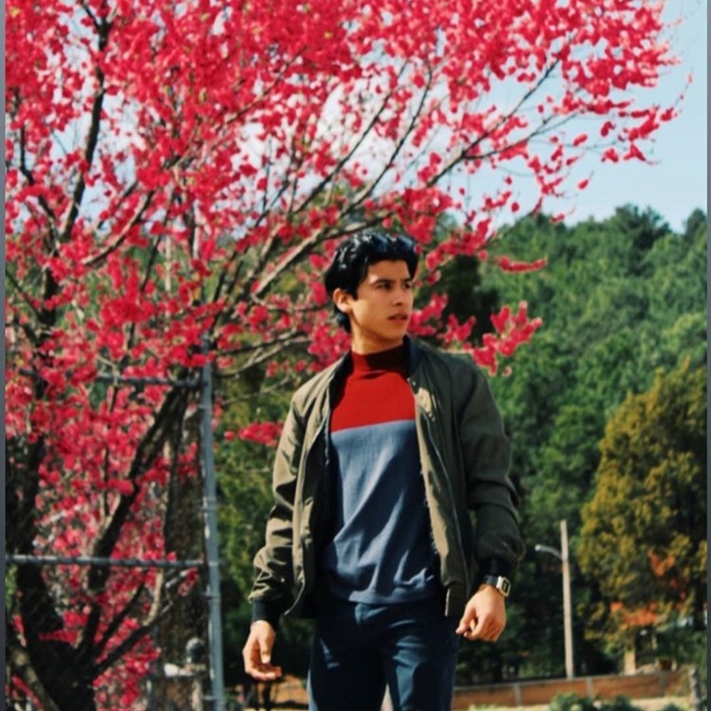 Meet your Posher, Emmanuel